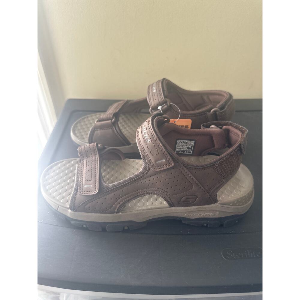 Skechers Men's Relaxed Fit: Tresmen - Garo river sandals in a brown W